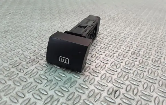 Windscreen/window heater switch