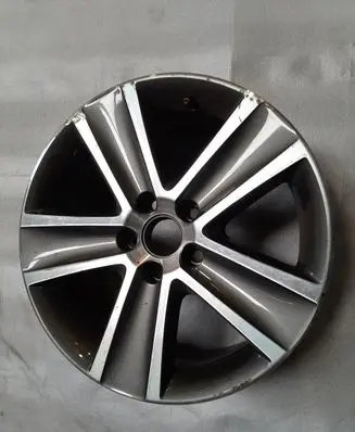 Volkswagen Golf VII R16 alloy rim 5M0601025A