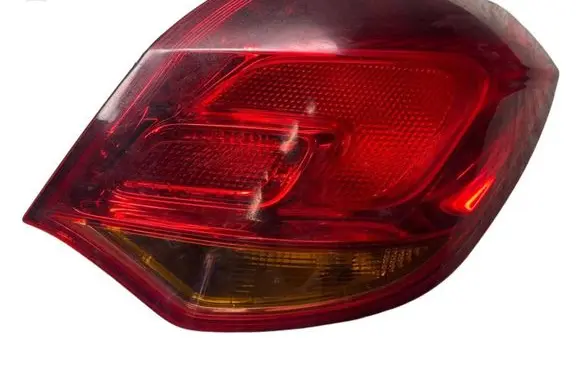 Opel Astra J Tailgate rear/tail lights 1090098 5027
