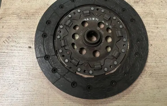 Clutch pressure plate