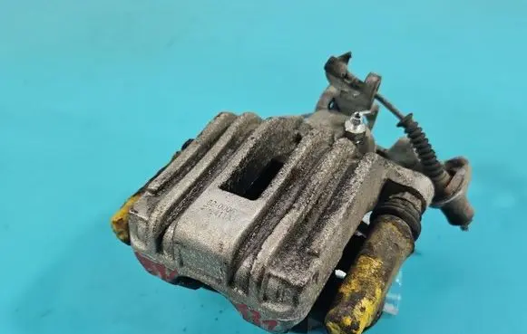 Volkswagen PASSAT B5.5 Rear brake caliper IMPRK1597931