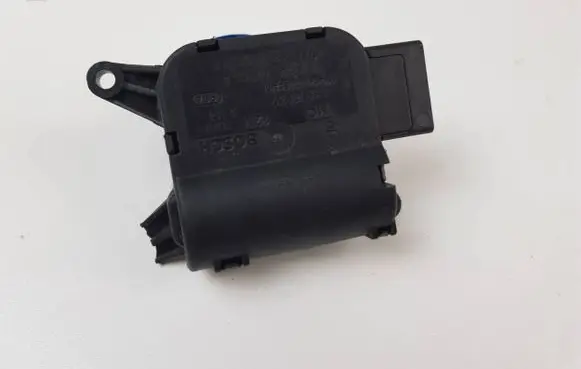 Audi A4 S4 B6 8E 8H Air flap motor/actuator 0132801322 666210AA 8E1820511F