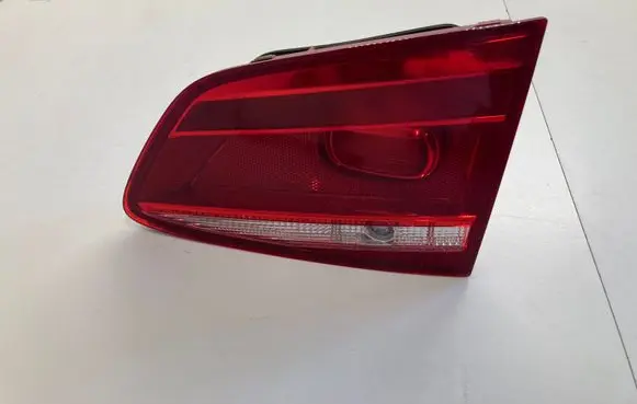 Volkswagen PASSAT B7 Tailgate rear/tail lights 3AF945094J