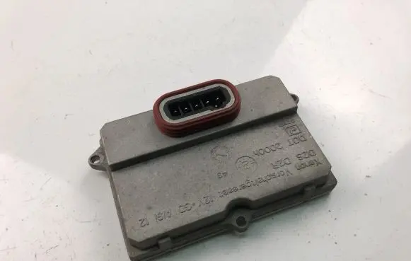 Audi A4 S4 B8 8K Xenon control unit/module 200012200700