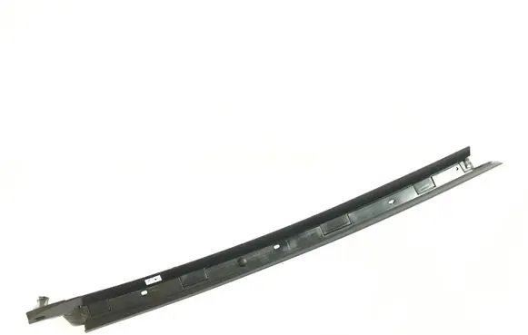 Ford Mustang VI Windshield trim FR3B7602565
