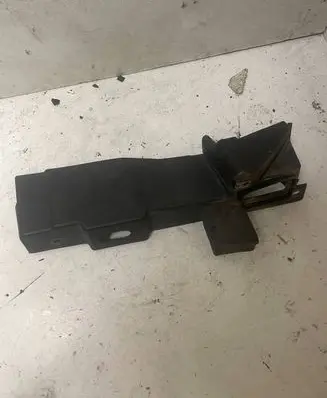 Ford Kuga I Other engine bay part 8v41s02476a