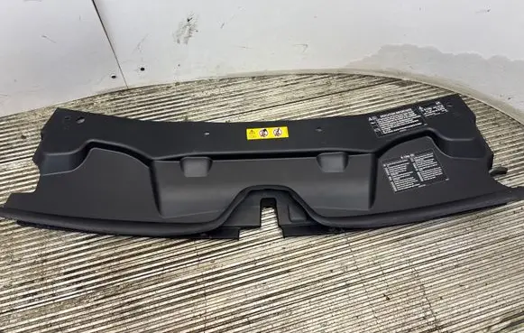 Mercedes-Benz Vito Viano W447 Engine bonnet/hood lock trim molding A4478850236