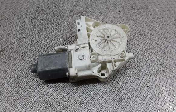 Ford Focus Front door window regulator motor 4M5T14553