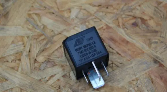 Seat Toledo II (1M) Other relay 7M0951253A