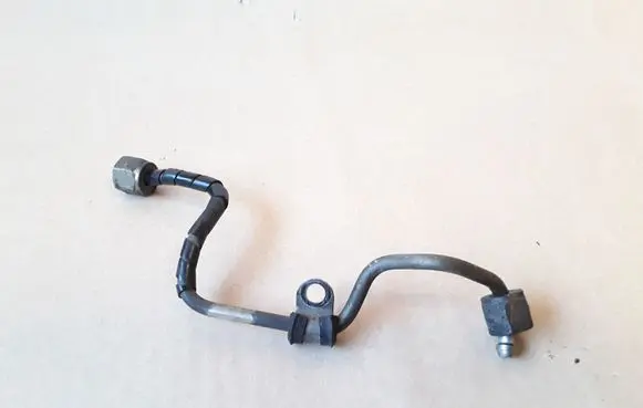 Peugeot 407 Fuel injector supply line/pipe NOCODE