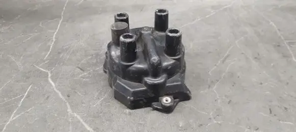 Nissan Almera Spark distributor cap 