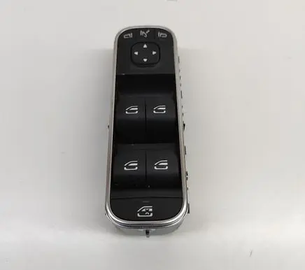 Mercedes-Benz CLA C118 X118 Electric window control switch A1679059803