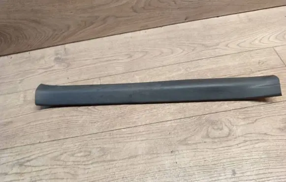 Toyota Verso Front sill trim cover 679140F020