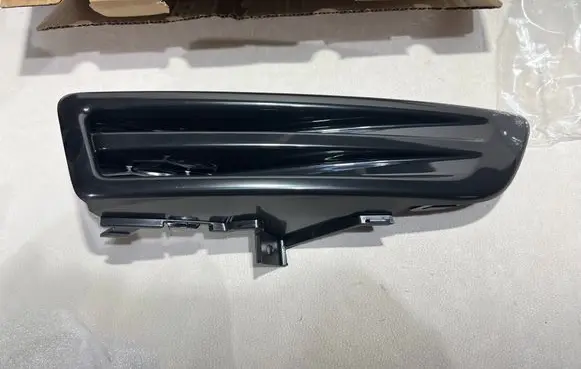 Land Rover Discovery Sport Front bumper lower grill FK7215A298