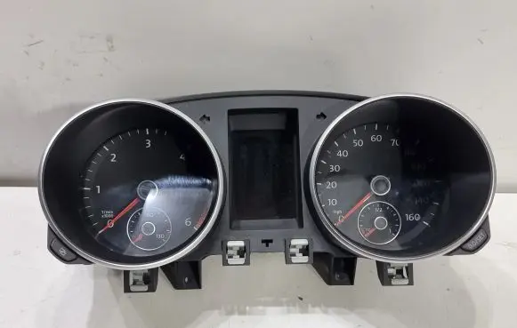 Volkswagen Golf VI Speedometer (instrument cluster) 5K0920970N