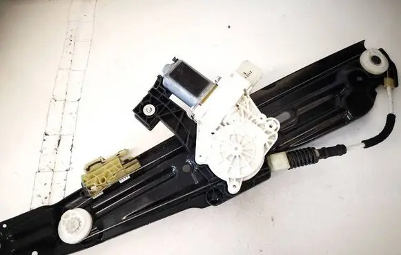 BMW 5 F10 F11 Sliding door window regulator with motor 7182122F10S