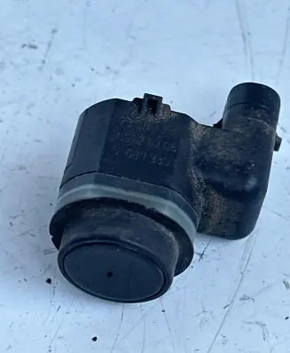 BMW 5 E60 E61 Parking PDC sensor 6070190091