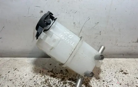 Toyota bZ4X Coolant expansion tank/reservoir