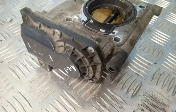 Mazda 6 Throttle valve L3R413640