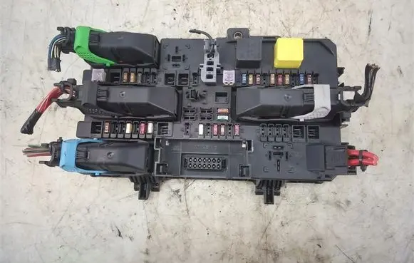 Opel Astra H Comfort/convenience module 13145020