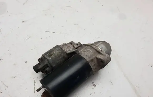 BMW 7 E65 E66 Starter motor