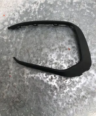 Volkswagen Golf VIII Front bumper lower grill 5H0853763E-BILI 5H0853763E