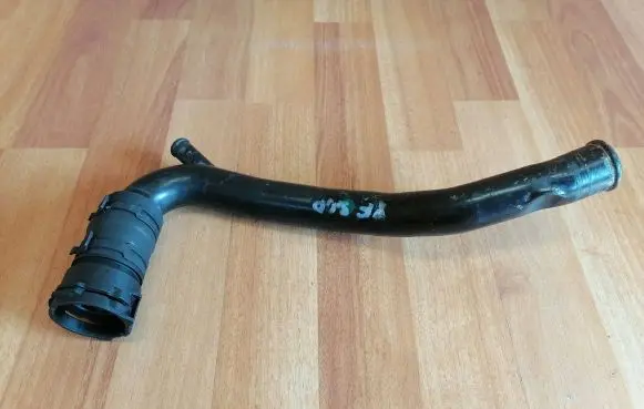Jaguar XF X250 Engine coolant pipe/hose 9X238286BD C2Z11141