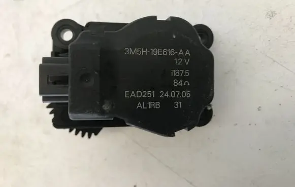 Ford Focus Intake manifold valve actuator/motor 3M5H19E616AA
