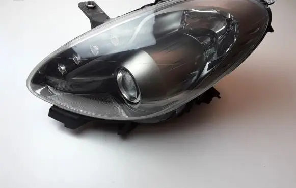 Alfa Romeo Giulietta Headlight/headlamp 47932748