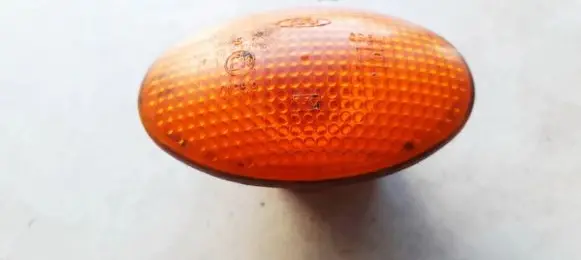 Ford Fiesta Front fender indicator light