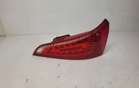 Audi Q5 SQ5 Tailgate rear/tail lights 8R0945094A