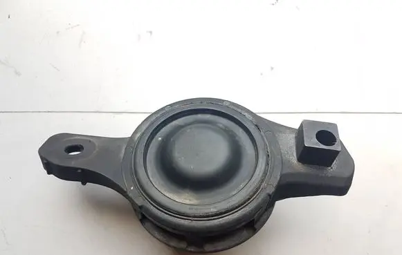 Subaru Forester SK Engine mount bracket 41022FJ010