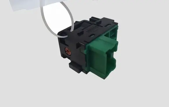 Nissan Qashqai Wing mirror switch