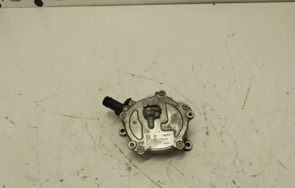 Mercedes-Benz C AMG W205 Vacuum pump A1772300065