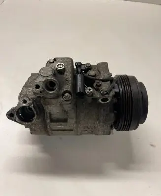 BMW X3 E83 Air conditioning (A/C) compressor (pump) 6916232
