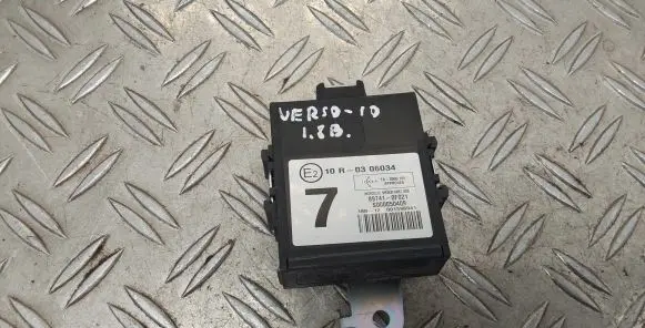 Toyota Verso Door control unit/module 897410F021