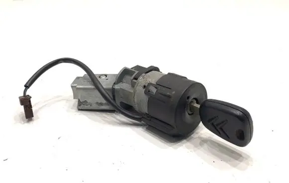 Citroen C4 Grand Picasso Ignition lock 9663123380