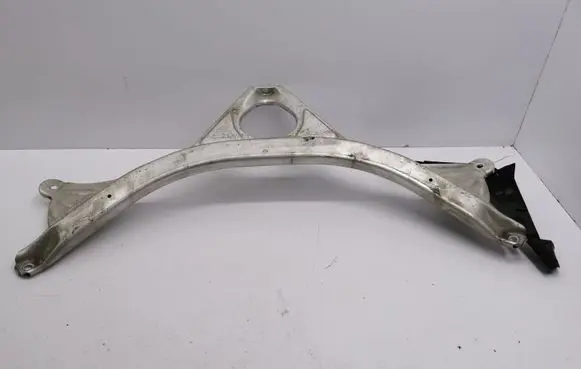 Audi A7 S7 4G Front strut bar 4G0805644B