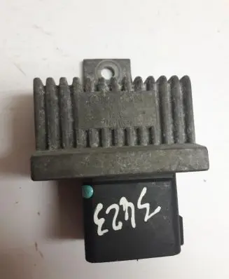 Glow plug pre-heat relay