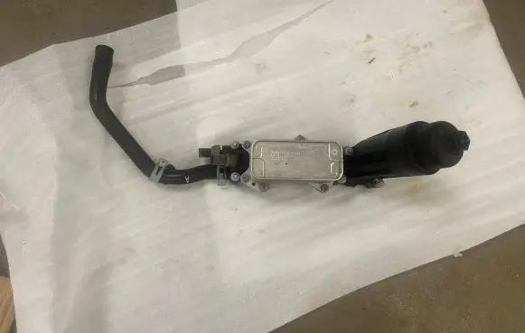 Engine oil radiator