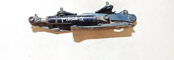 Mazda 121 Tailgate/trunk/boot hinge D0656940A