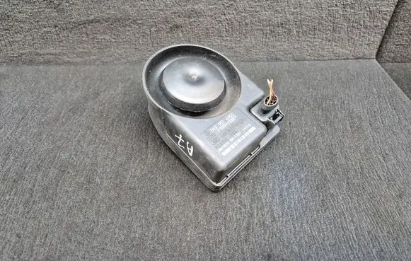 Audi A7 S7 4G Alarm system siren 1K0951605C 1K0951605F 1K0951605A