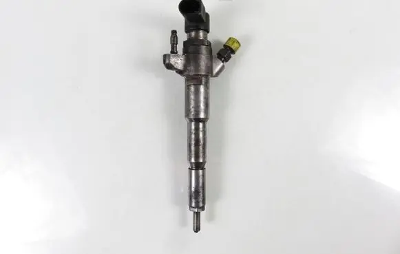 Renault Master III Fuel injector HMLGT5164R 166000372R