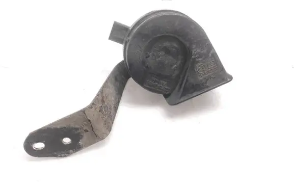 Audi A6 S6 C5 4B Horn signal 0052383