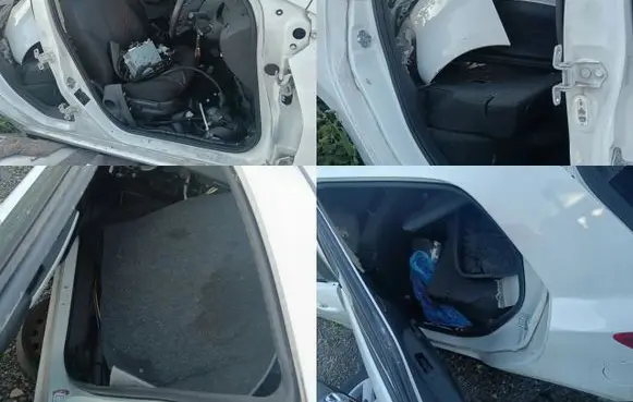 Mazda 2 Front door rubber seal 
