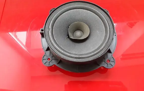 SsangYong Korando Rear door speaker 8930034020