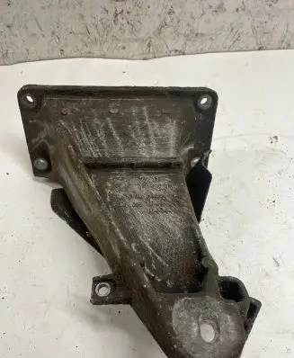 BMW 5 E39 Engine mounting bracket 1092974 2211