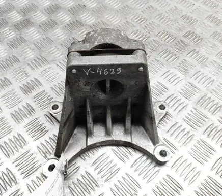 Maserati Ghibli Gearbox mounting bracket 670004299