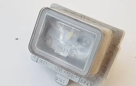 Mercedes-Benz C W205 Number plate light A0999067000