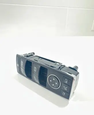 Mercedes-Benz C W204 Electric window control switch A2049055402 LK10021551